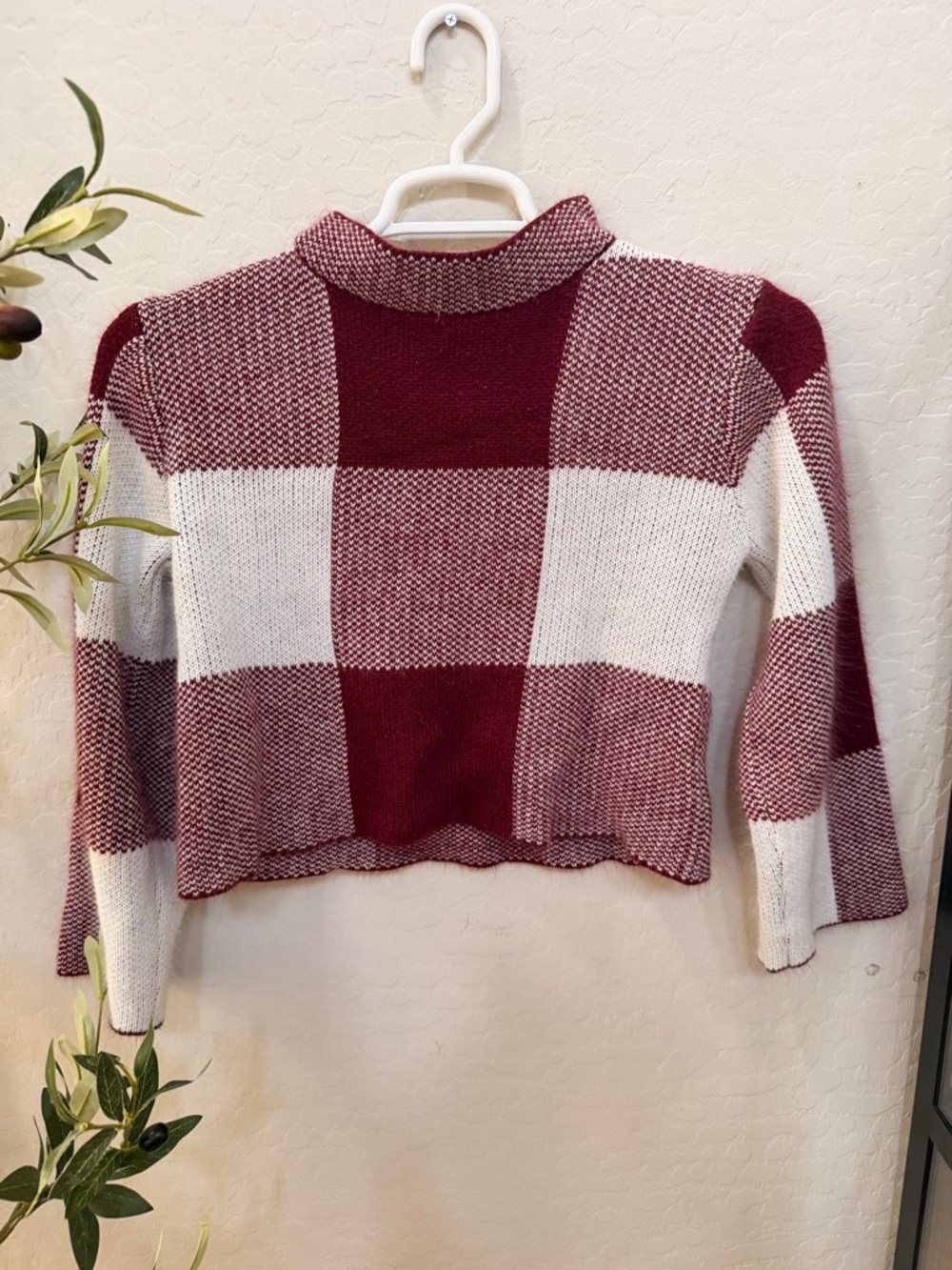 Women’s Burgundy and White Plaid Cropped Turtleneck Sweater